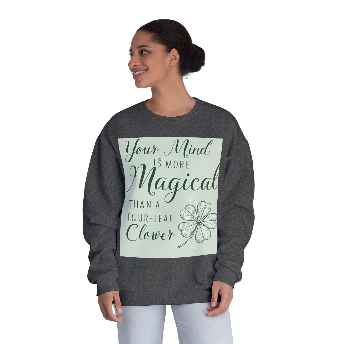 Magical Mind Crewneck အင်္ကျီ - Unisex လှုံ့ဆော်မှုပေးသည့် အဝတ်အစား