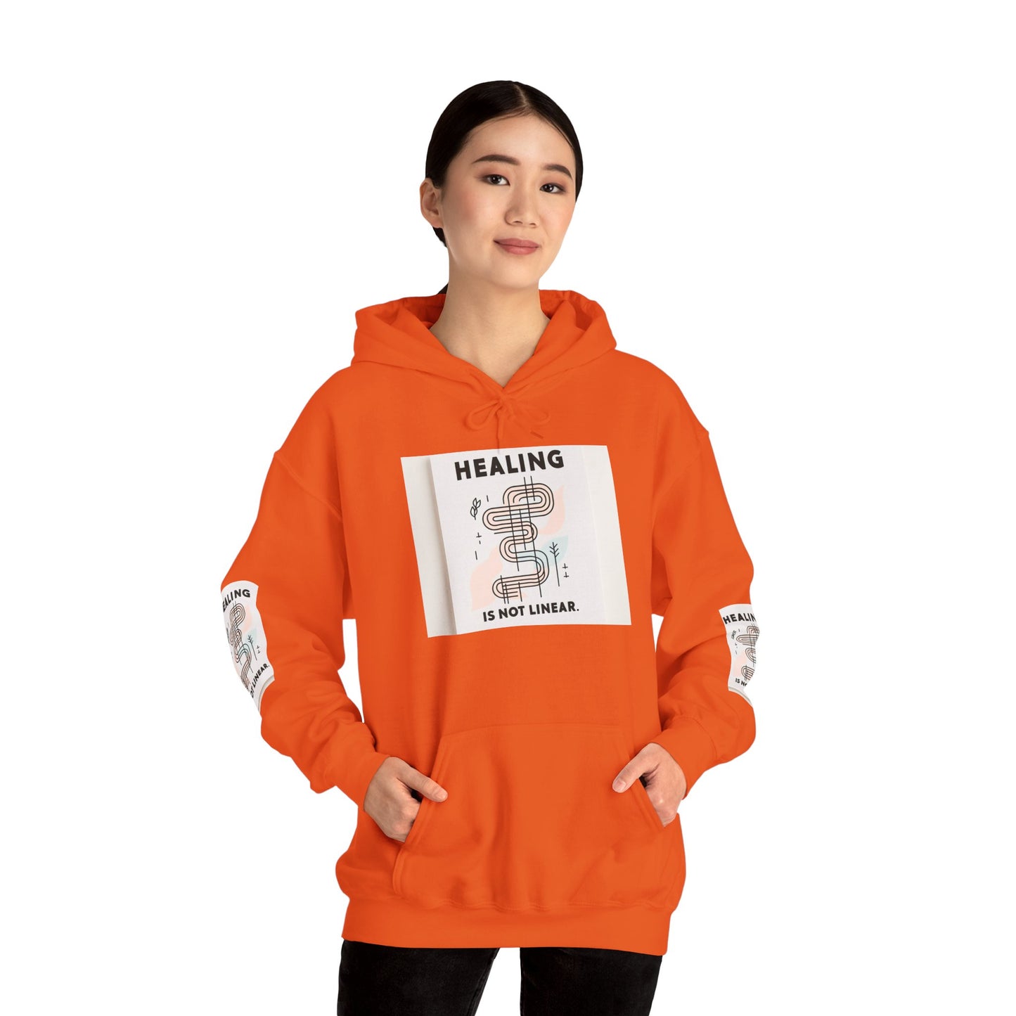 ကုသခြင်းသည် Linear Hoodie မဟုတ်ပါ။