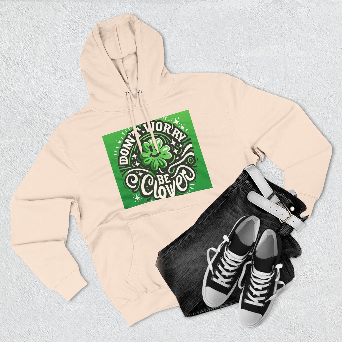 St. Patrick's Day Fleece Hoodie - "Moenie bekommerd wees nie, wees Clover"