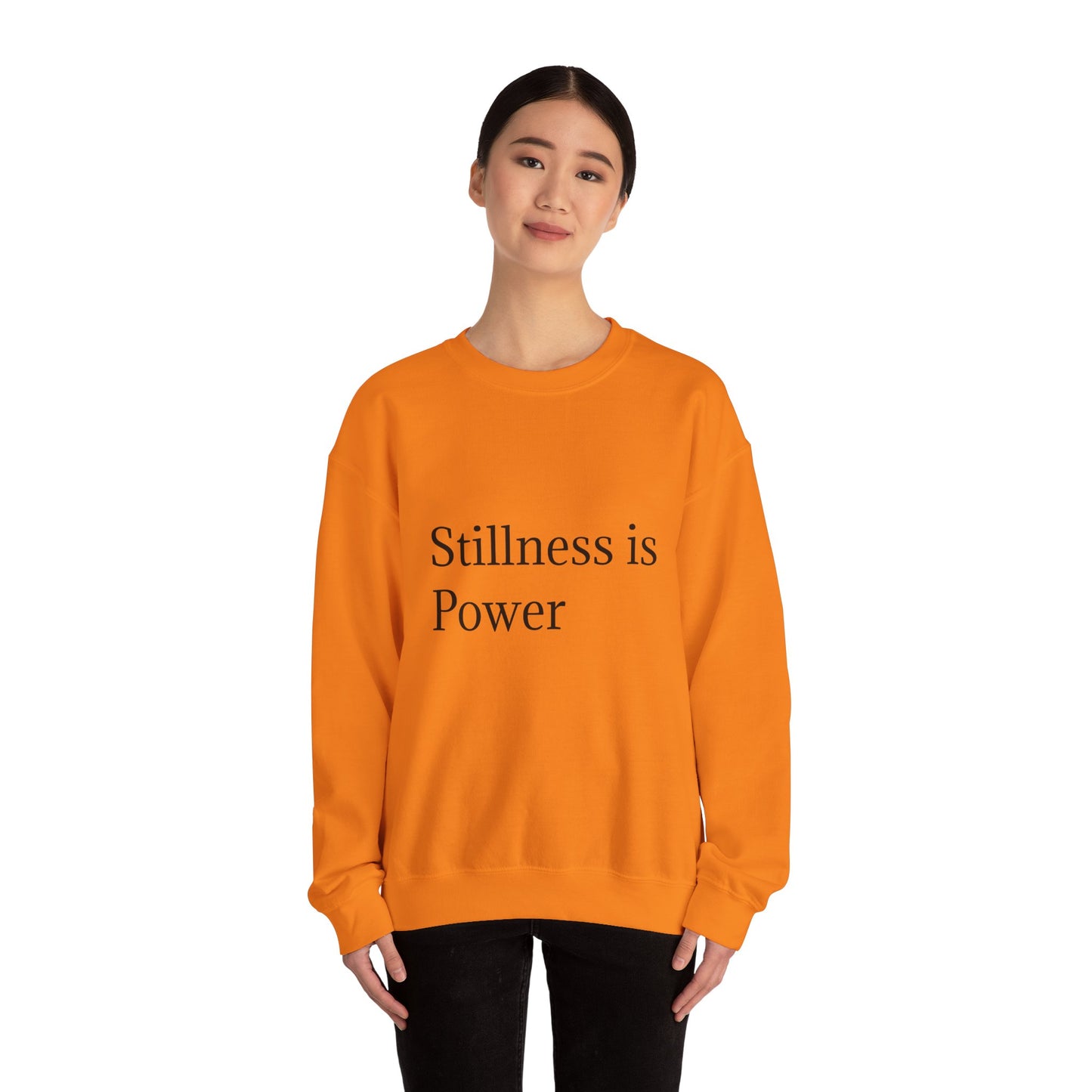 Stillness သည် Power Unisex Heavy Blend™ Crewneck Sweatshirt ဖြစ်သည်။