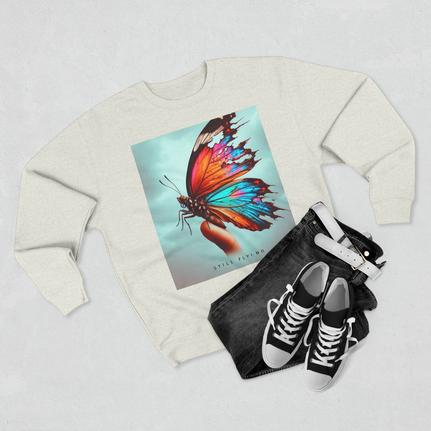 Still Flying Butterfly Unisex Crewneck-trui - inspirerende kuns vir natuurliefhebbers