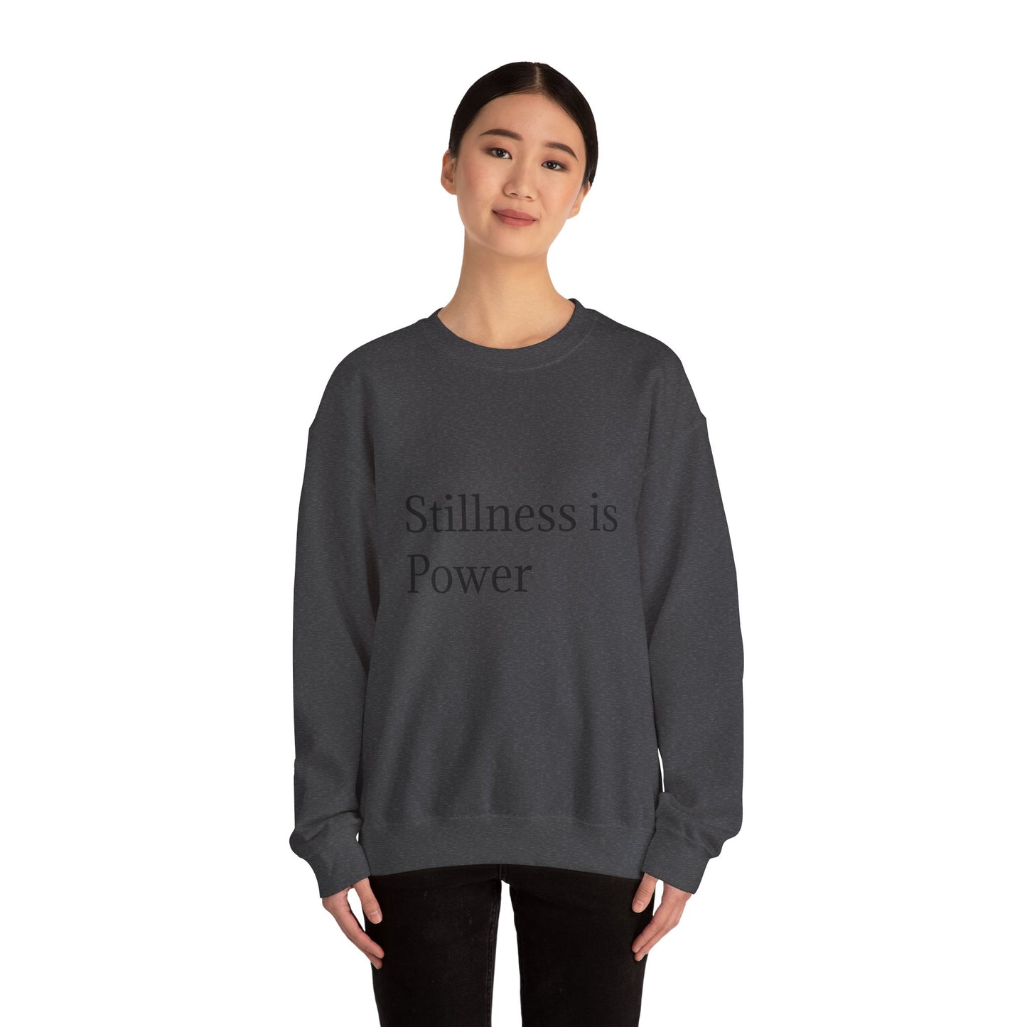 Stillness သည် Power Unisex Heavy Blend™ Crewneck Sweatshirt ဖြစ်သည်။